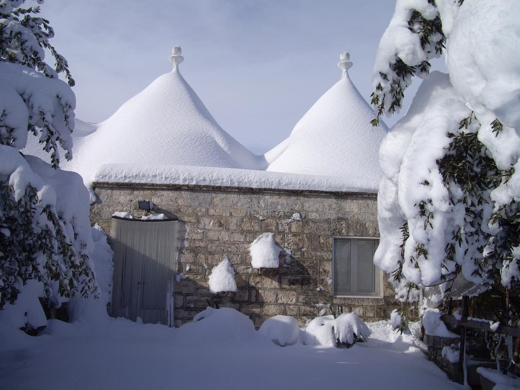 لوكوروتوندو Trulli Convertini الغرفة الصورة